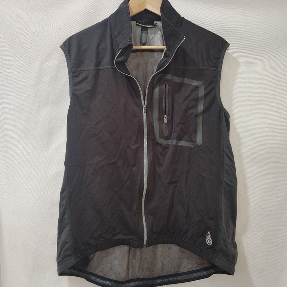 Novara Vented Cycling Vest Men's‎ Black Large Outdoor Athletic Workout Biking - Picture 2 of 8